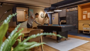 4 Person Private Office