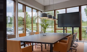 5 Person Private Office