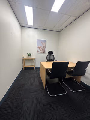 1 Person Private Office