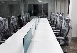 1 Person Coworking Desk