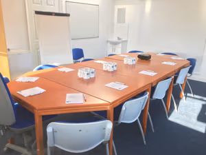 1 Person Shared Office