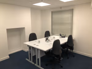 5 Person Private Office