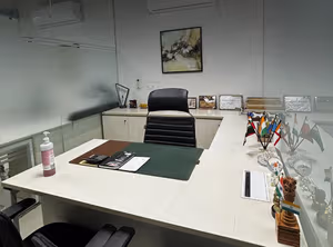 1 Person Coworking Desk