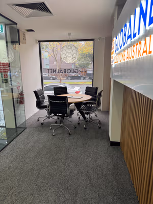 8 Person Shared Office
