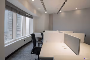 8 Person Coworking Desk