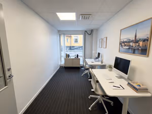 4 Person Private Office