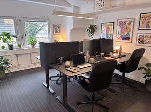 1 Person Coworking Desk