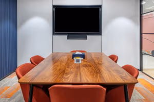 100 Person Private Office