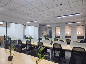 4 Person Coworking Desk