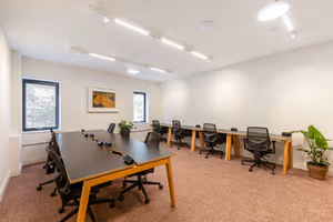 9 Person Private Office