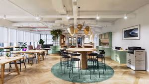 18 Person Coworking Desk