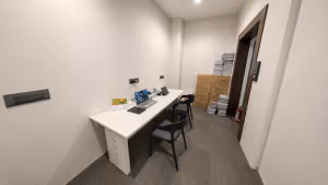 1 Person Coworking Desk