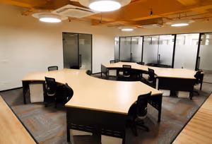 1 Person Coworking Desk
