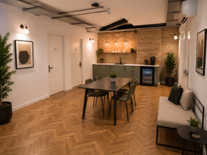 30 Person Enterprise Suite