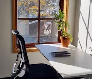 6 Person Event / Temp Space