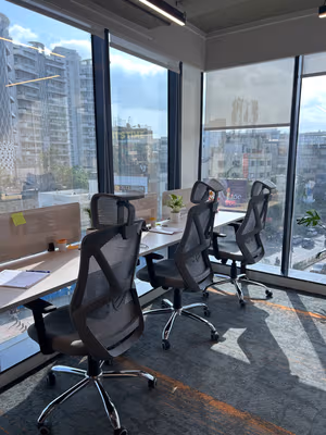 9 Person Private Office