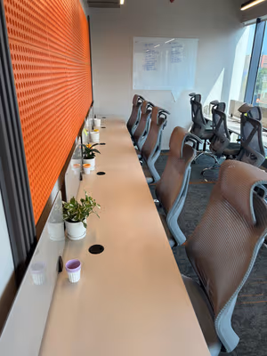 11 Person Private Office