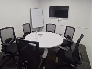 7 Person Coworking Desk