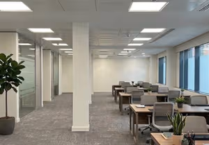 10 Person Private Office