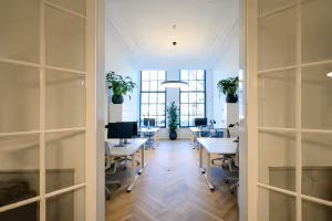 5 Person Coworking Desk