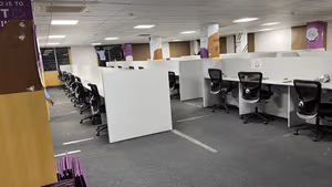 1 Person Coworking Desk