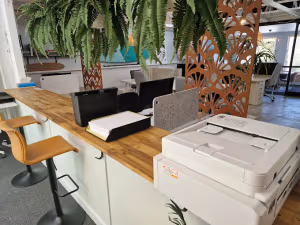 1 Person Coworking Desk