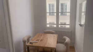 10 Person Private Office