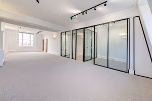 10 Person Private Office