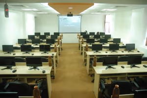 21 Person Coworking Desk