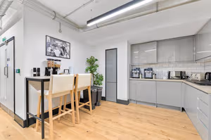 24 Person Enterprise Suite
