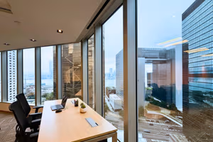 4 Person Private Office