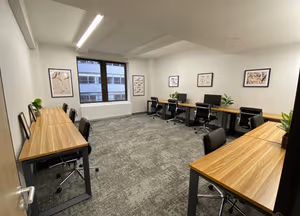 4 Person Private Office