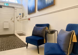 1 Person Private Office