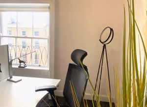 5 Person Private Office