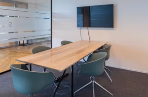 9 Person Private Office