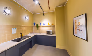 7 Person Private Office