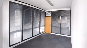 8 Person Private Office