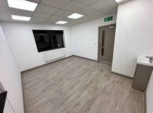 6 Person Private Office