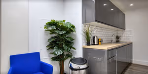 4 Person Private Office