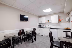 25 Person Private Office