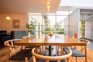 7 Person Private Office