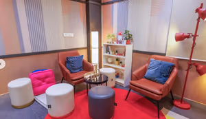 4 Person Coworking Desk
