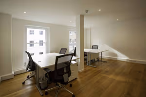 10 Person Private Office