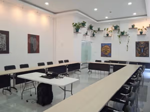 1 Person Private Office