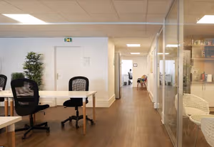 1 Person Coworking Desk
