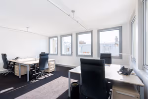 4 Person Private Office