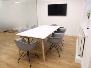 10 Person Private Office