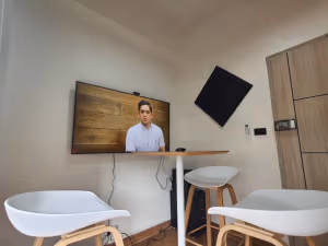 4 Person Private Office