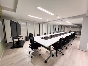 1 Person Private Office