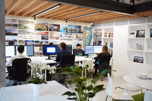 8 Person Coworking Desk
